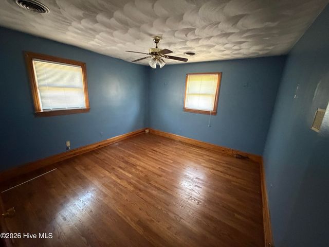 310 Greenfield Boulevard, Greenville, NC 27834
