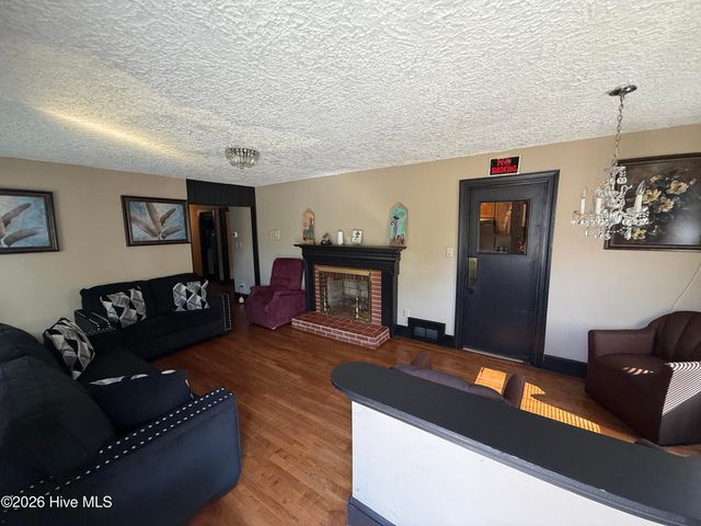 310 Greenfield Boulevard, Greenville, NC 27834