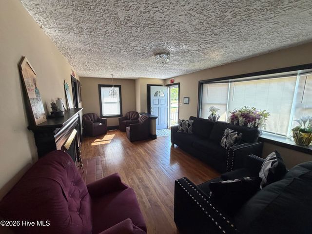 310 Greenfield Boulevard, Greenville, NC 27834