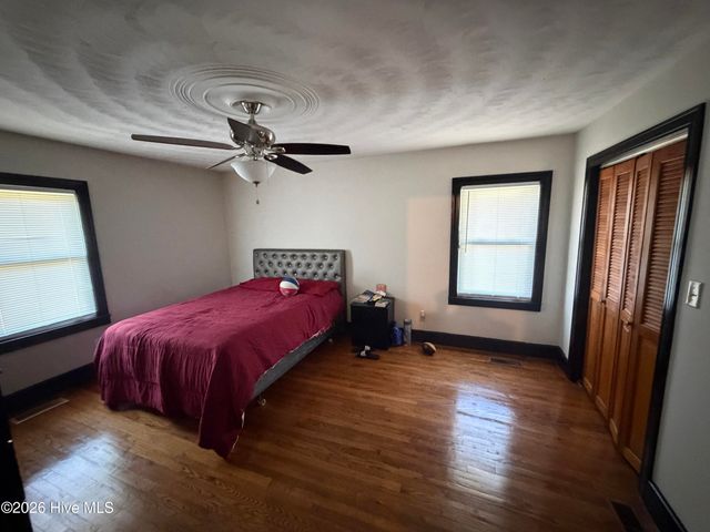 310 Greenfield Boulevard, Greenville, NC 27834