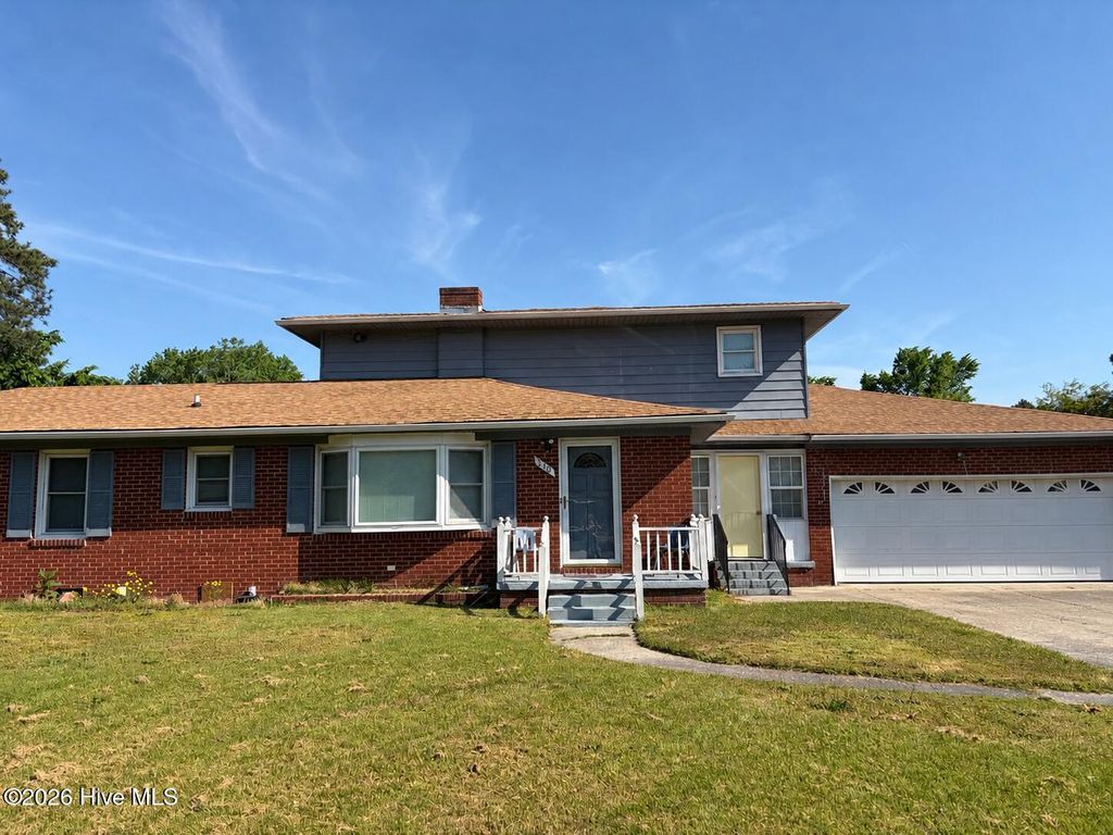 310 Greenfield Boulevard, Greenville, NC 27834
