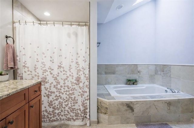 14 Walpole Court, Perinton, NY 14450