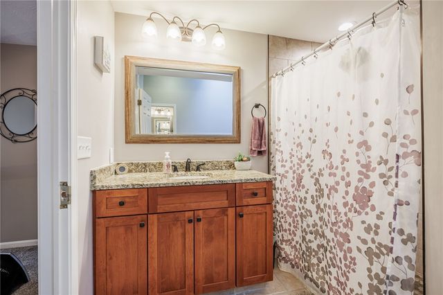 14 Walpole Court, Perinton, NY 14450