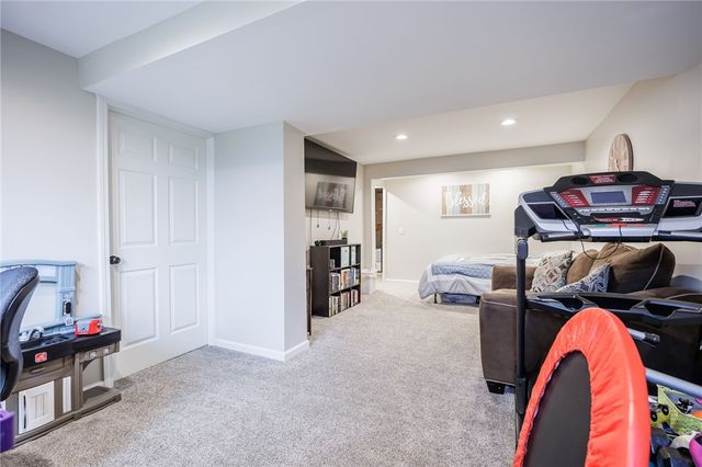 14 Walpole Court, Perinton, NY 14450