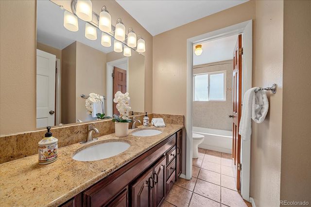 9700 W 76th Place, Arvada, CO 80005