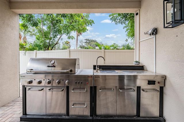 118 10TH AVENUE, Indian Rocks Beach, FL 33785