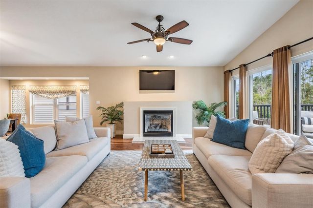 118 10TH AVENUE, Indian Rocks Beach, FL 33785