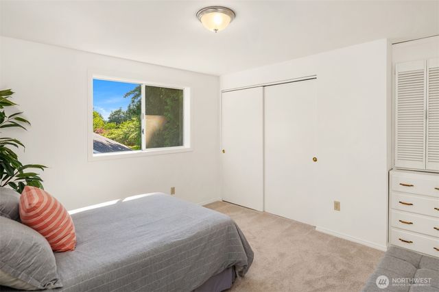 4230 205 Place NE, Sammamish, WA 98074
