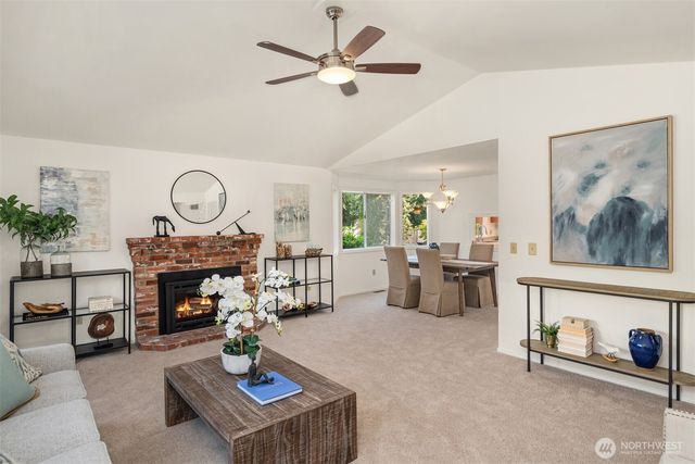 4230 205 Place NE, Sammamish, WA 98074