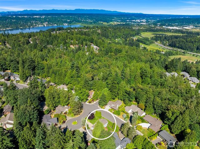 4230 205 Place NE, Sammamish, WA 98074