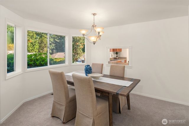 4230 205 Place NE, Sammamish, WA 98074