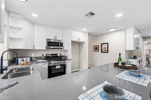 2553 Orchid Tree Drive, Palmdale, CA 93550