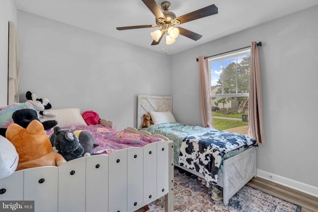 233 STRATFORD DR, Colonial Beach, VA 22443