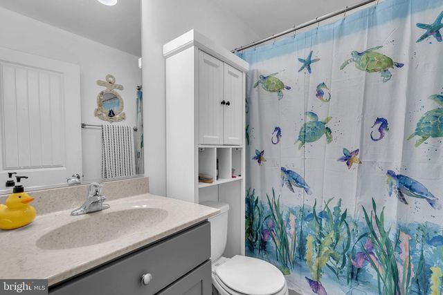 233 STRATFORD DR, Colonial Beach, VA 22443