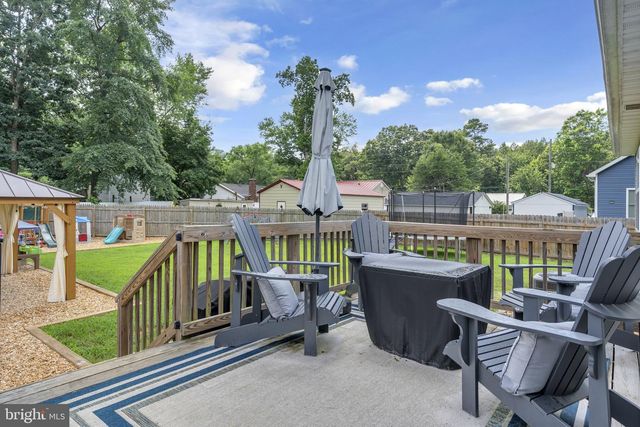 233 STRATFORD DR, Colonial Beach, VA 22443