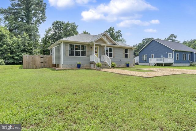 233 STRATFORD DR, Colonial Beach, VA 22443