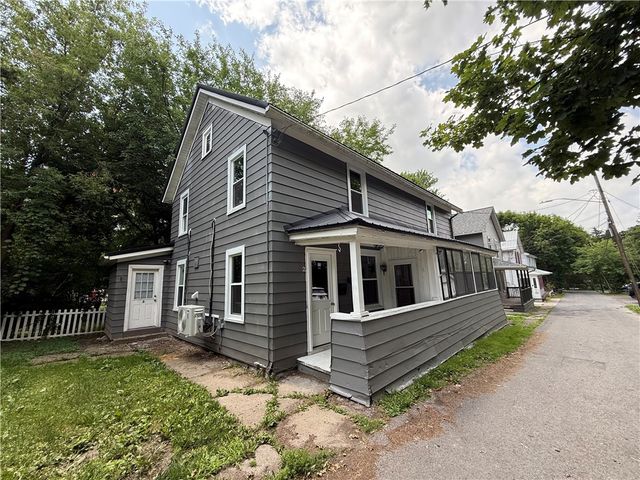 2 Guilfoil Avenue, Auburn, NY 13021