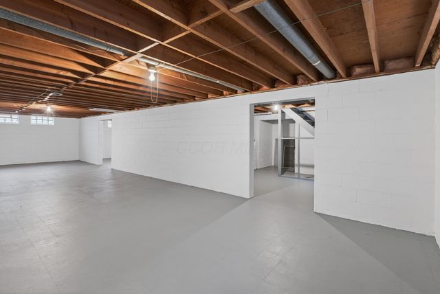 1301 Bernhard Road, Columbus, OH 43227