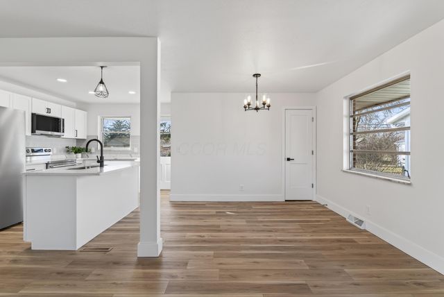 1301 Bernhard Road, Columbus, OH 43227