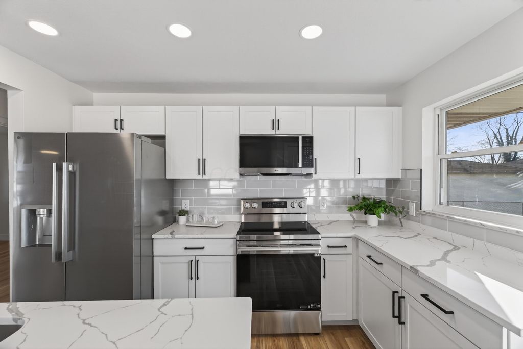 1301 Bernhard Road, Columbus, OH 43227