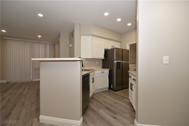 7155 South Durango Drive 207, Las Vegas, NV 89113