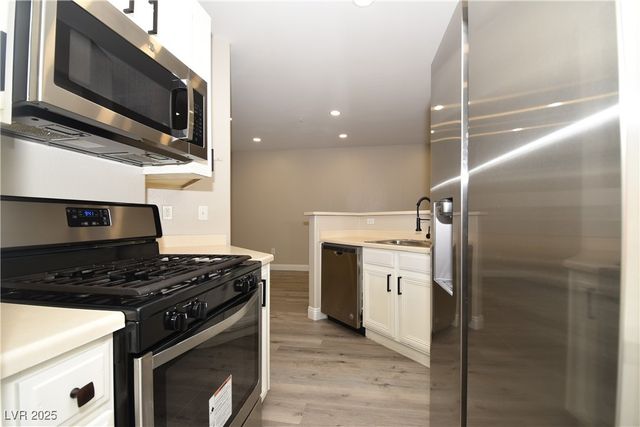 7155 South Durango Drive 207, Las Vegas, NV 89113