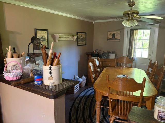8515 State Highway 223, Flat Lick, KY 40935