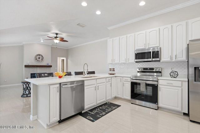 9227 CHANDLER OAKS Court, Jacksonville, FL 32221