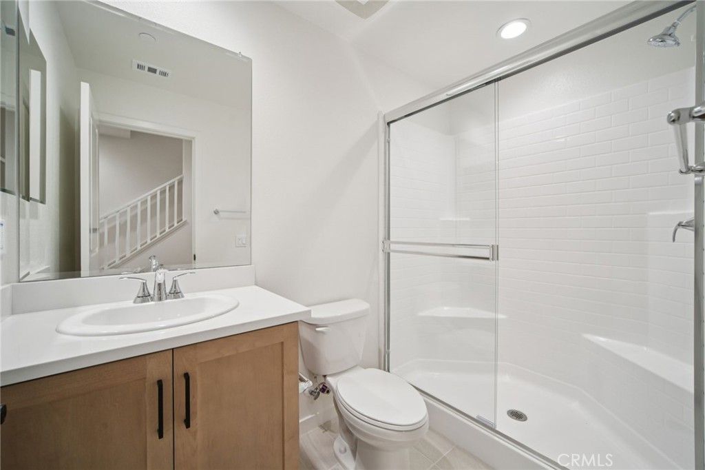 Image 30 of property listing at 152 Balsawood, Tustin, CA 92780