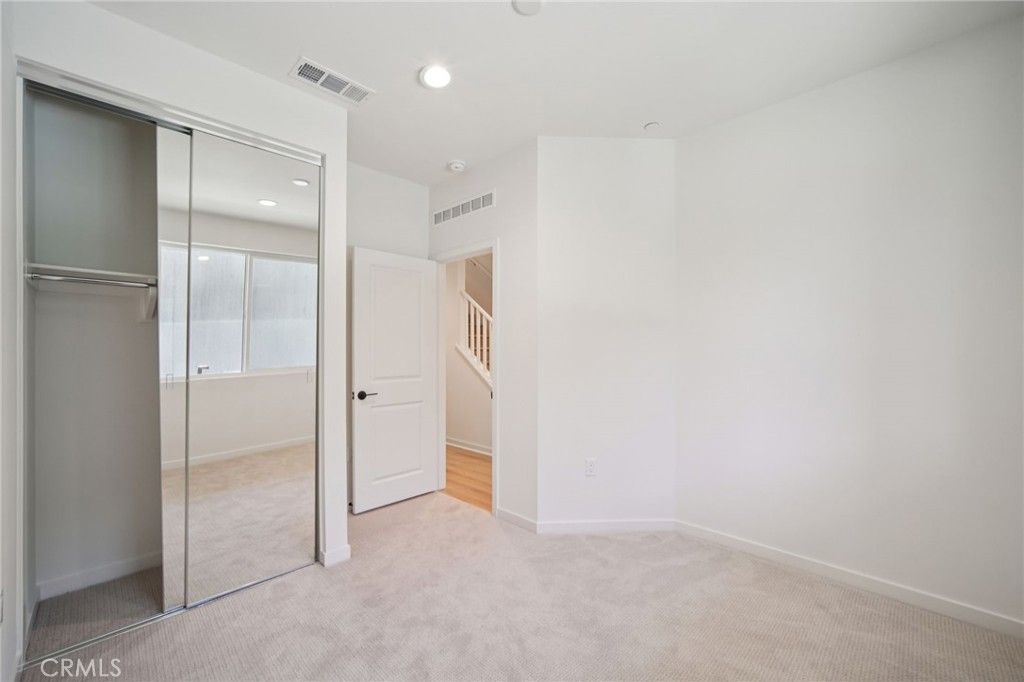 Image 33 of property listing at 152 Balsawood, Tustin, CA 92780