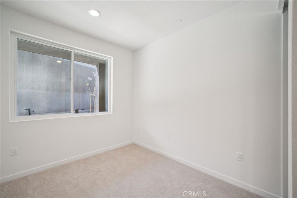 Image 34 of property listing at 152 Balsawood, Tustin, CA 92780