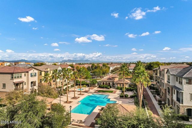 1696 E BRIDGEPORT Parkway, Gilbert, AZ 85295