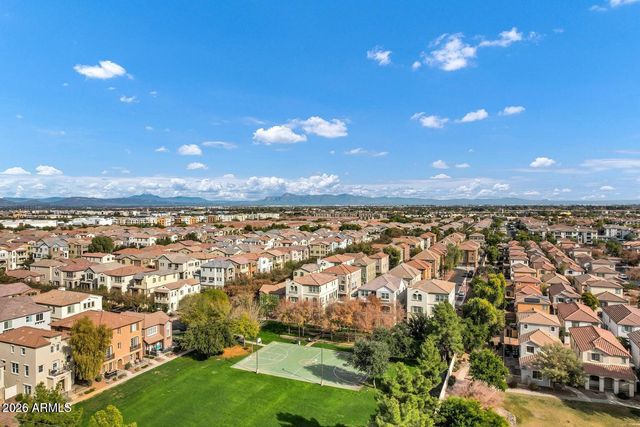 1696 E BRIDGEPORT Parkway, Gilbert, AZ 85295