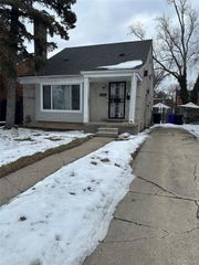 15370 Heyden Street, Detroit, MI 48223