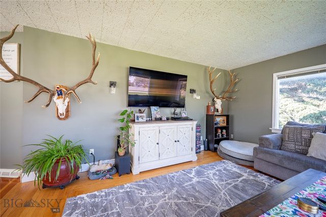 7915 Churchill Road, Churchill, MT 59741