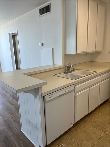1750 E Ocean Boulevard 1103, Long Beach, CA 90802