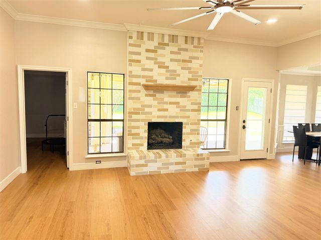 3107 Trail Lake Drive, Grapevine, TX 76051