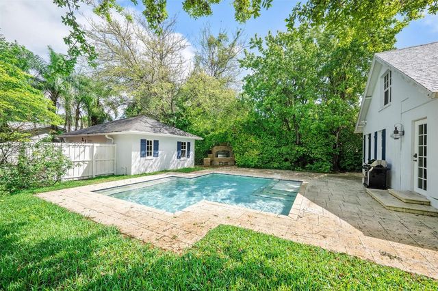 285 NE 105th St, Miami Shores, FL 33138