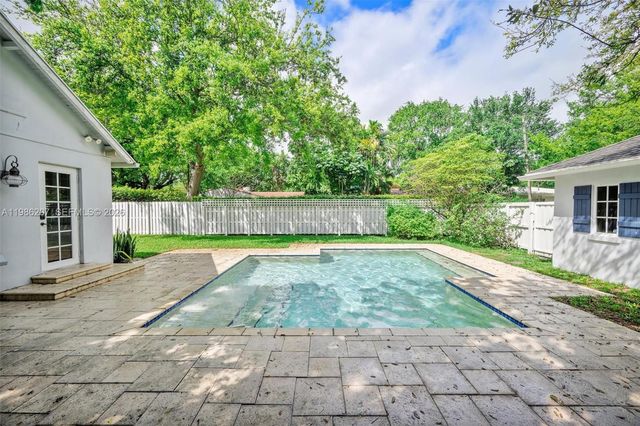 285 NE 105th St, Miami Shores, FL 33138