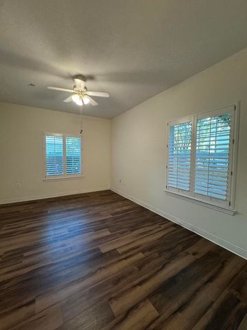 1300 Park West Boulevard Unit 401, Mount Pleasant, SC 29466