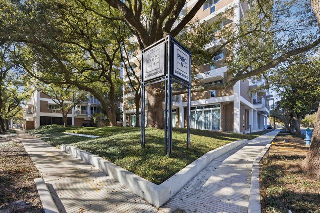 3600 Montrose Boulevard 304, Houston, TX 77006