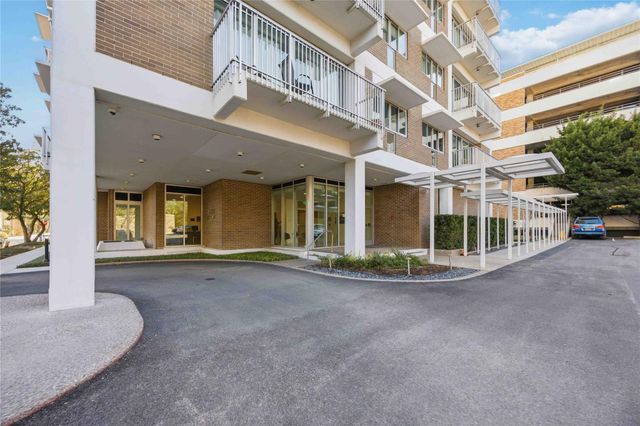 3600 Montrose Boulevard 304, Houston, TX 77006