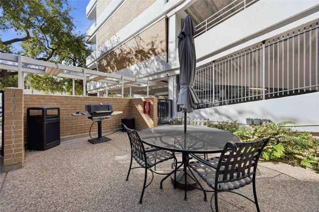 3600 Montrose Boulevard 304, Houston, TX 77006