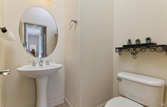 721 Michelbook Ln, Rio Vista, CA 94571