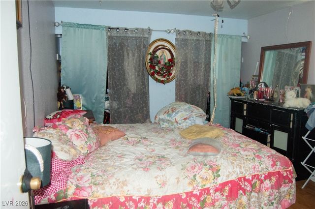 1905 West McDonald Avenue, North Las Vegas, NV 89032