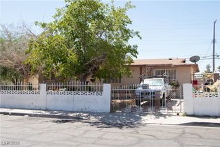 1905 West McDonald Avenue, North Las Vegas, NV 89032