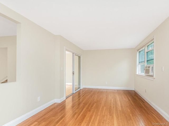 4004 Rombouts Avenue, Bronx, NY 10466