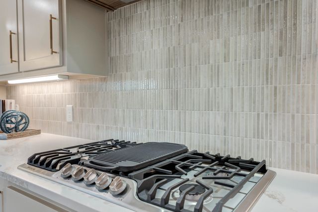 612 N 9th Street, Wolfforth, TX 79382