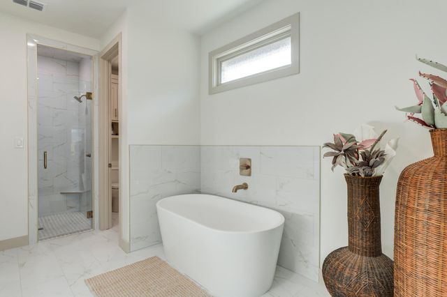 612 N 9th Street, Wolfforth, TX 79382