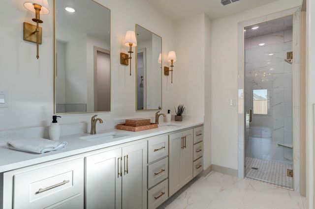 612 N 9th Street, Wolfforth, TX 79382